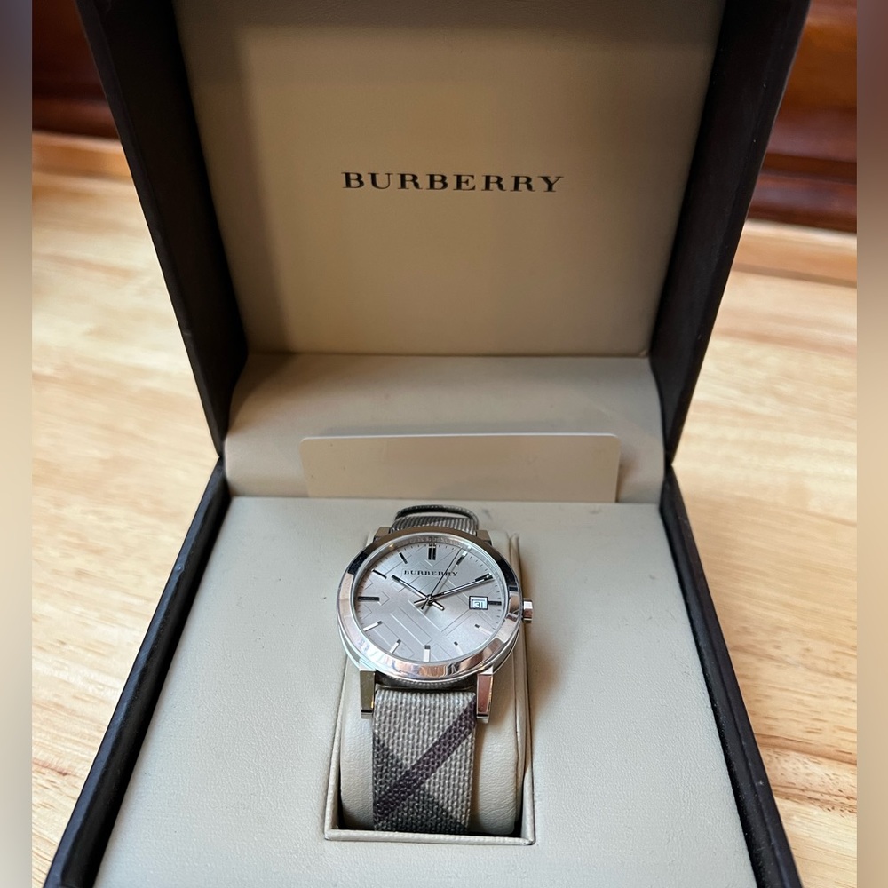 Burberry Mens Watch (BU9023)